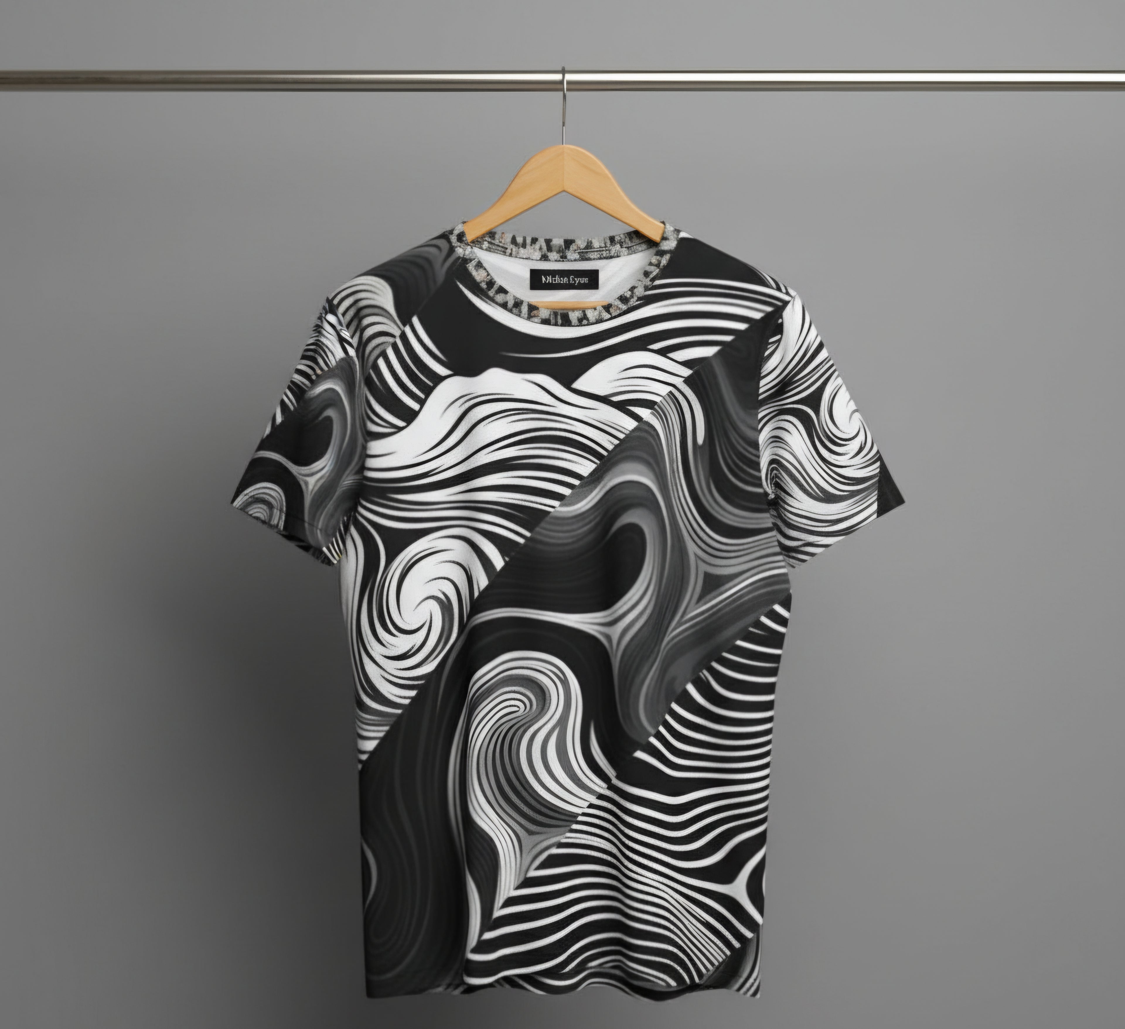 Graphic tee 'Shades of Black'